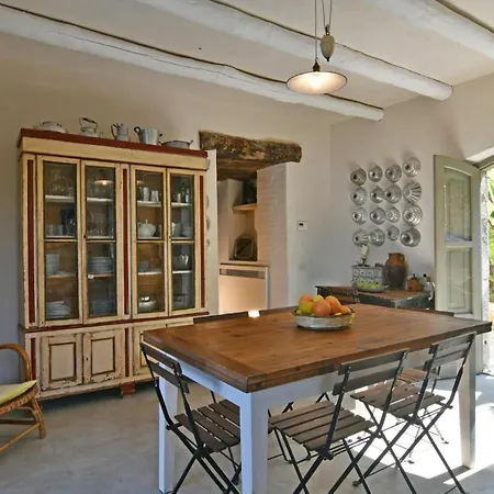 Sleeps 8 Pool