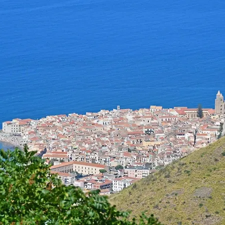 Sleeps 8 Pool Cefalù