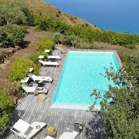 Villa Sleeps 8 Pool Cefalù