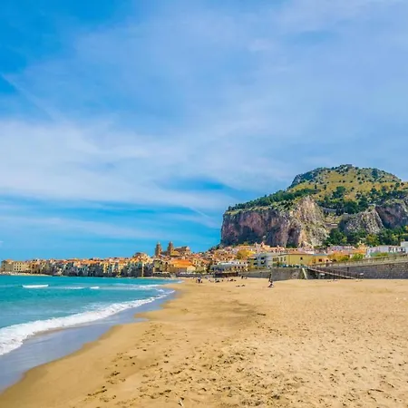 Sleeps 8 Pool Cefalù