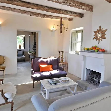 Sleeps 8 Pool Villa Cefalù